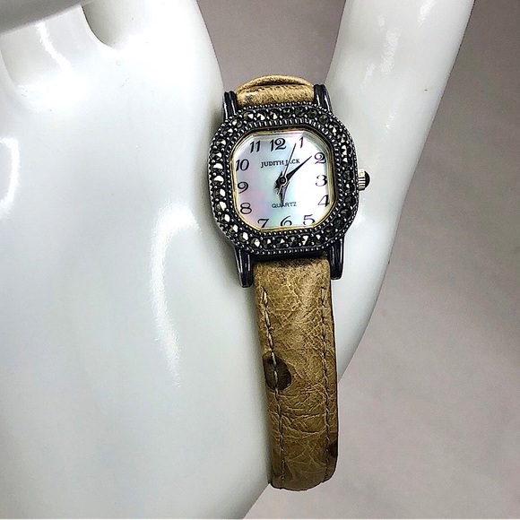 JUDITH JACK Swiss Movement MOP Face Marcasite Bezel Alligator Band Watch NWOT - Picture 1 of 17